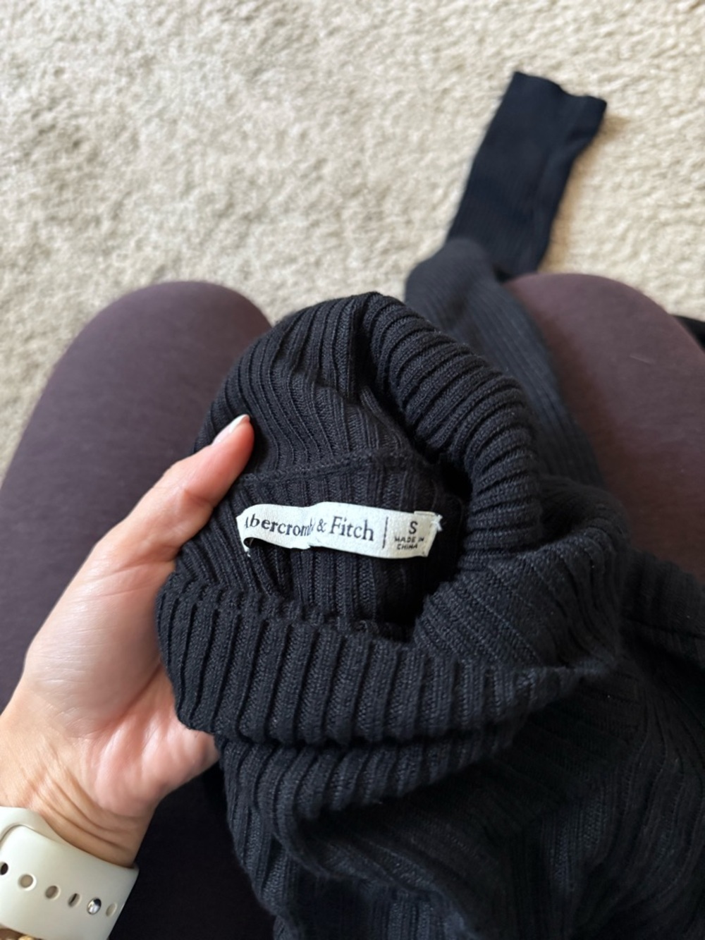 Abercrombie Ribbed Turtle Neck Top - Picture 2 of 2